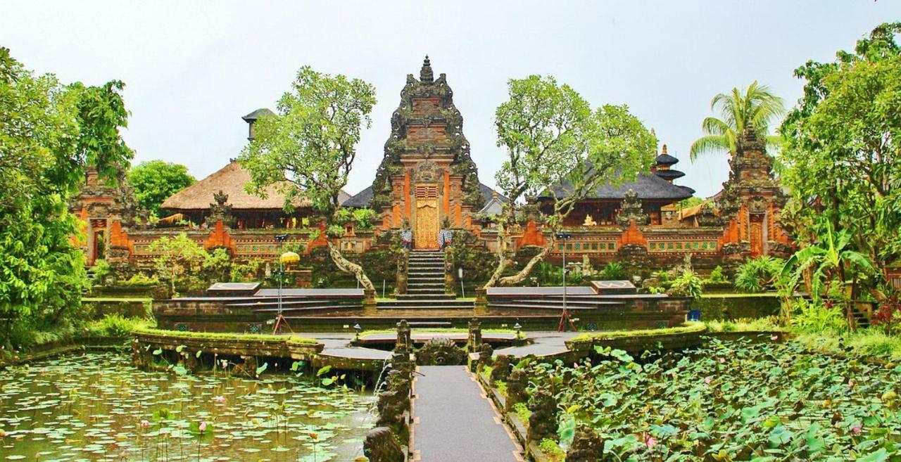 White Creative Villa Campuhan Ubud Extérieur photo